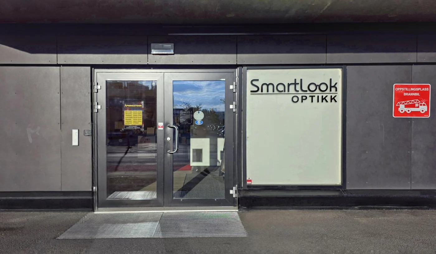 Inngangen til SmartLook Optikk på Sørumsand